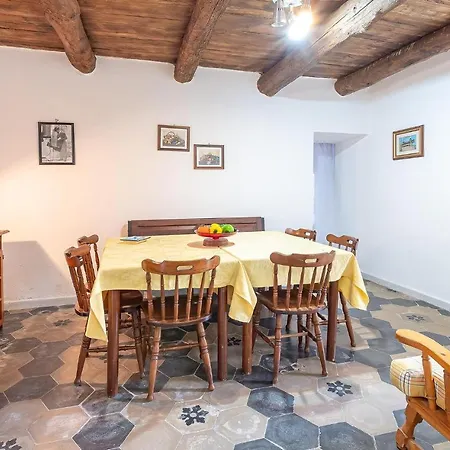 Almachiara Holiday home *